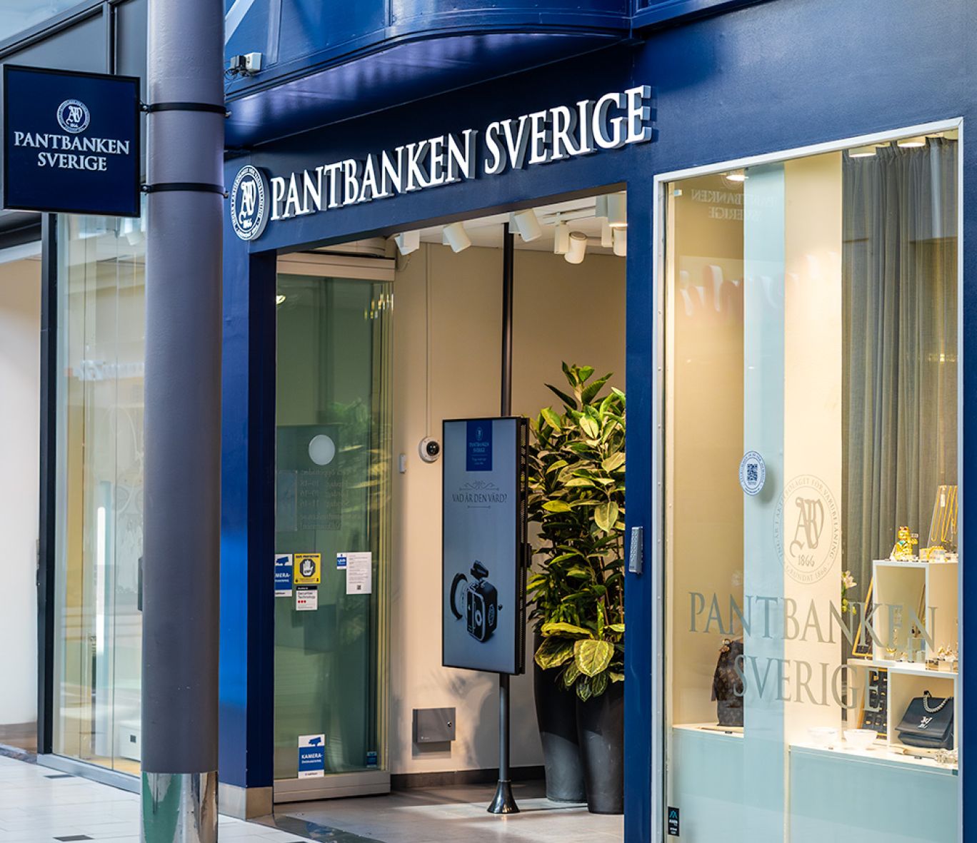 Pantbanken_Solna_1000x863.jpg